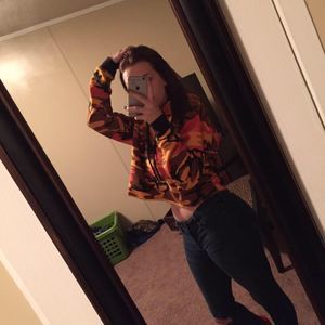 Meet your Posher, Chloe